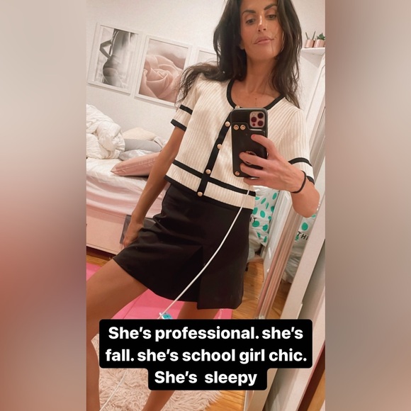 👋 Hiiii frandsss!! Welcome to my closet 💁🏻‍♀️ - Picture 3 of 15